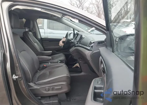 2021 Honda Odyssey Elite z USA, uszkodzony, nr VIN 5FNRL6H98MB010450